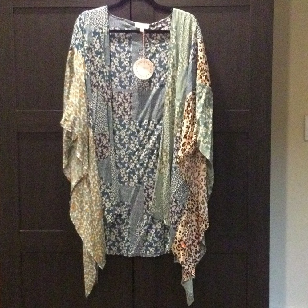NWT Umgee Blue & Green, Sm Floral & Leopard Spot Kimono